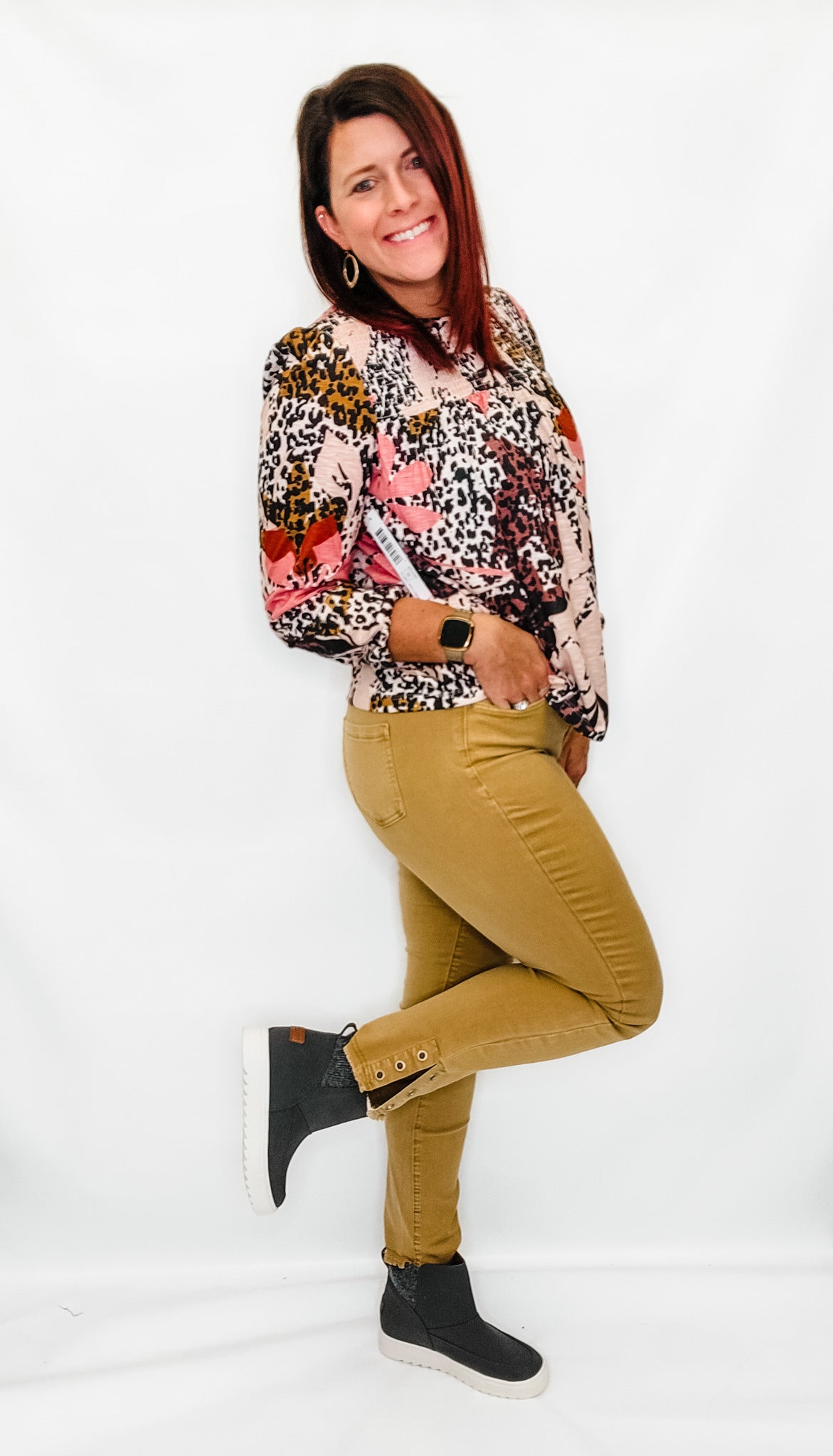 Charlie B Gold Eyelet Ankle Pants