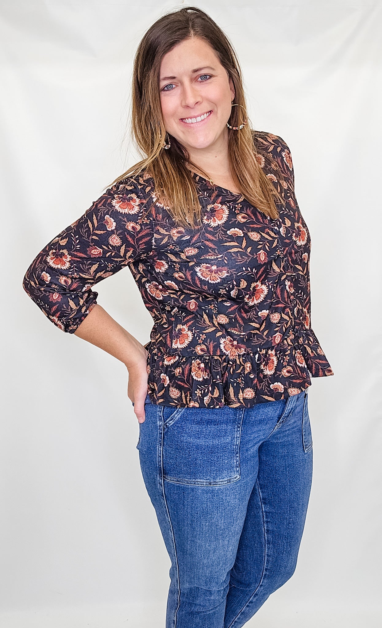 Keren Hart Black Knit Fall Floral Peplum Blouse