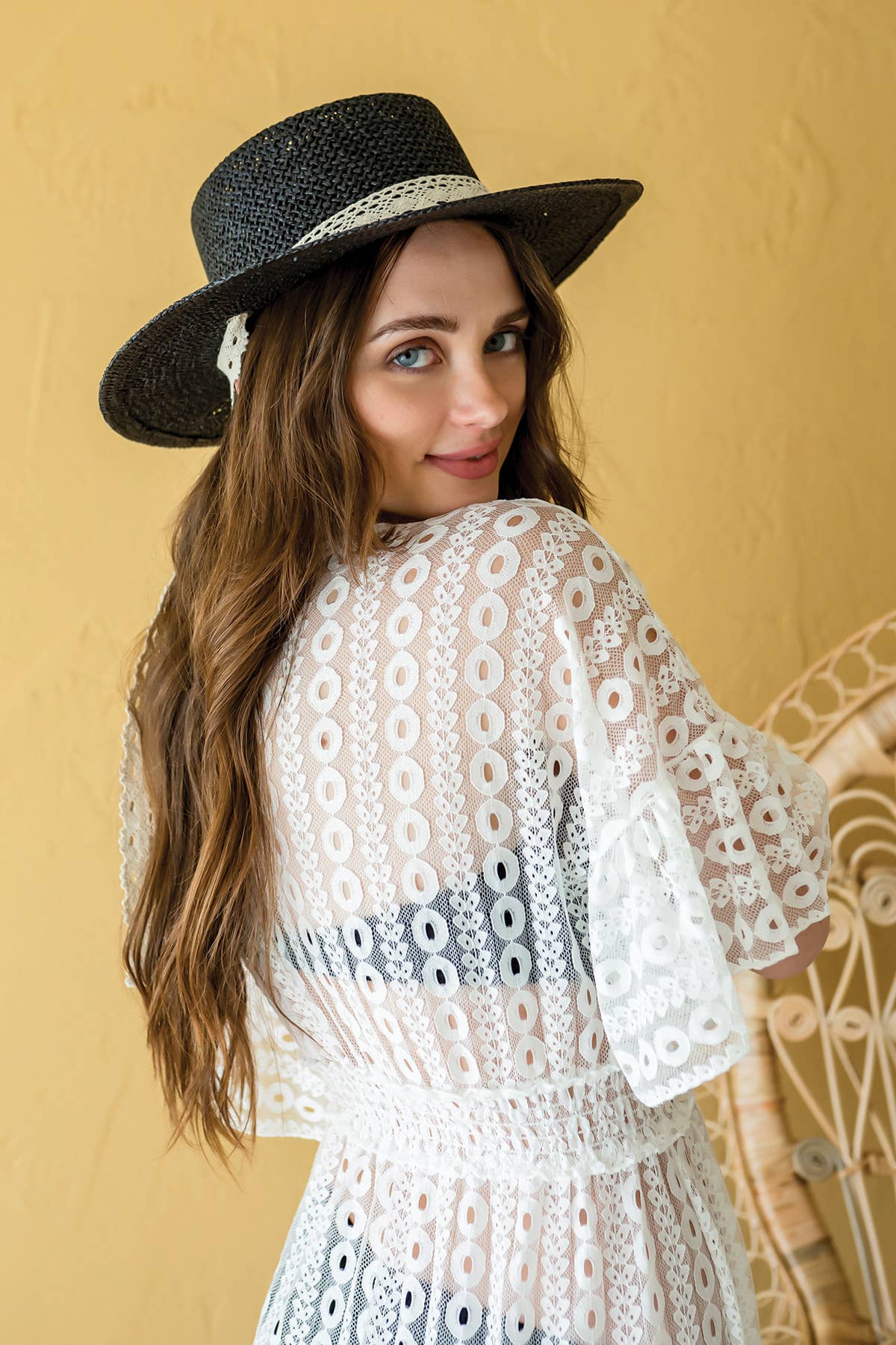 Jen & Co Lawson Colored Straw Hat w/ Ribbon - HAT2132. Lifestyle photo.