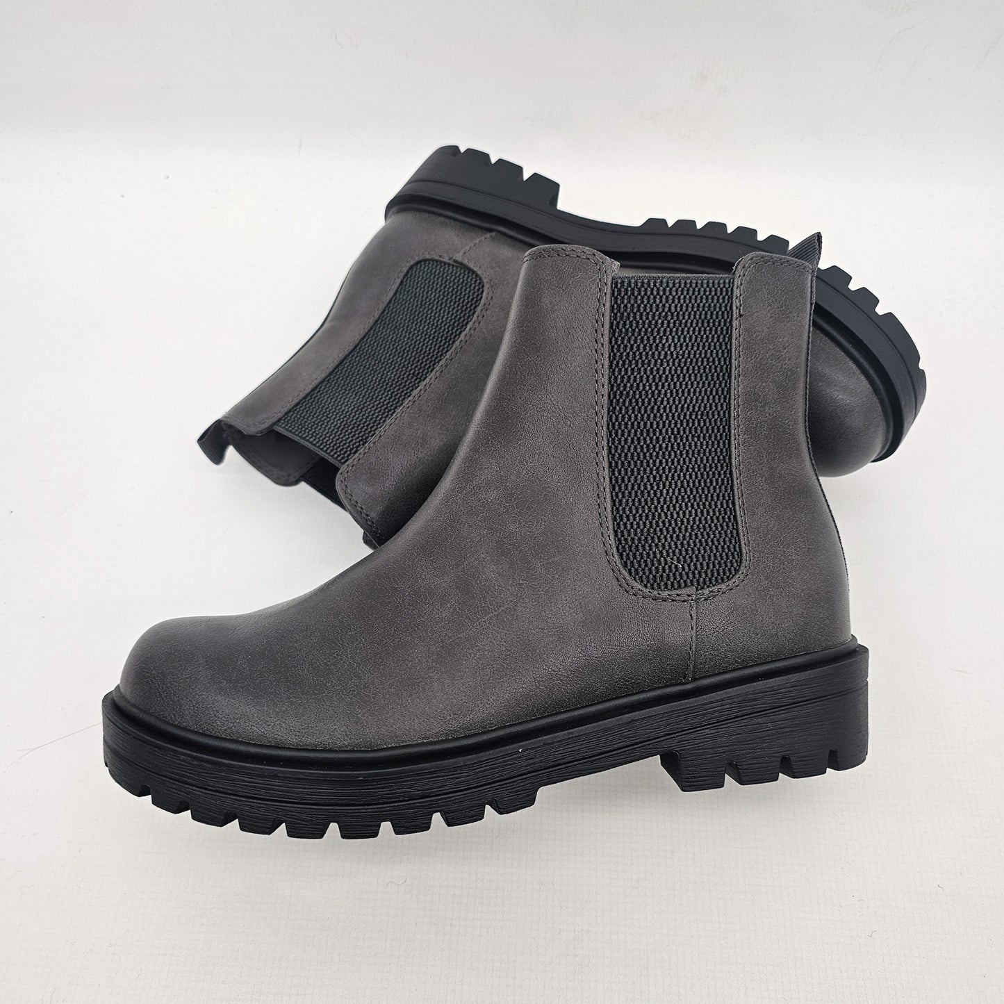 Soda Paden Dk Grey Chelsea Boots. Gray.