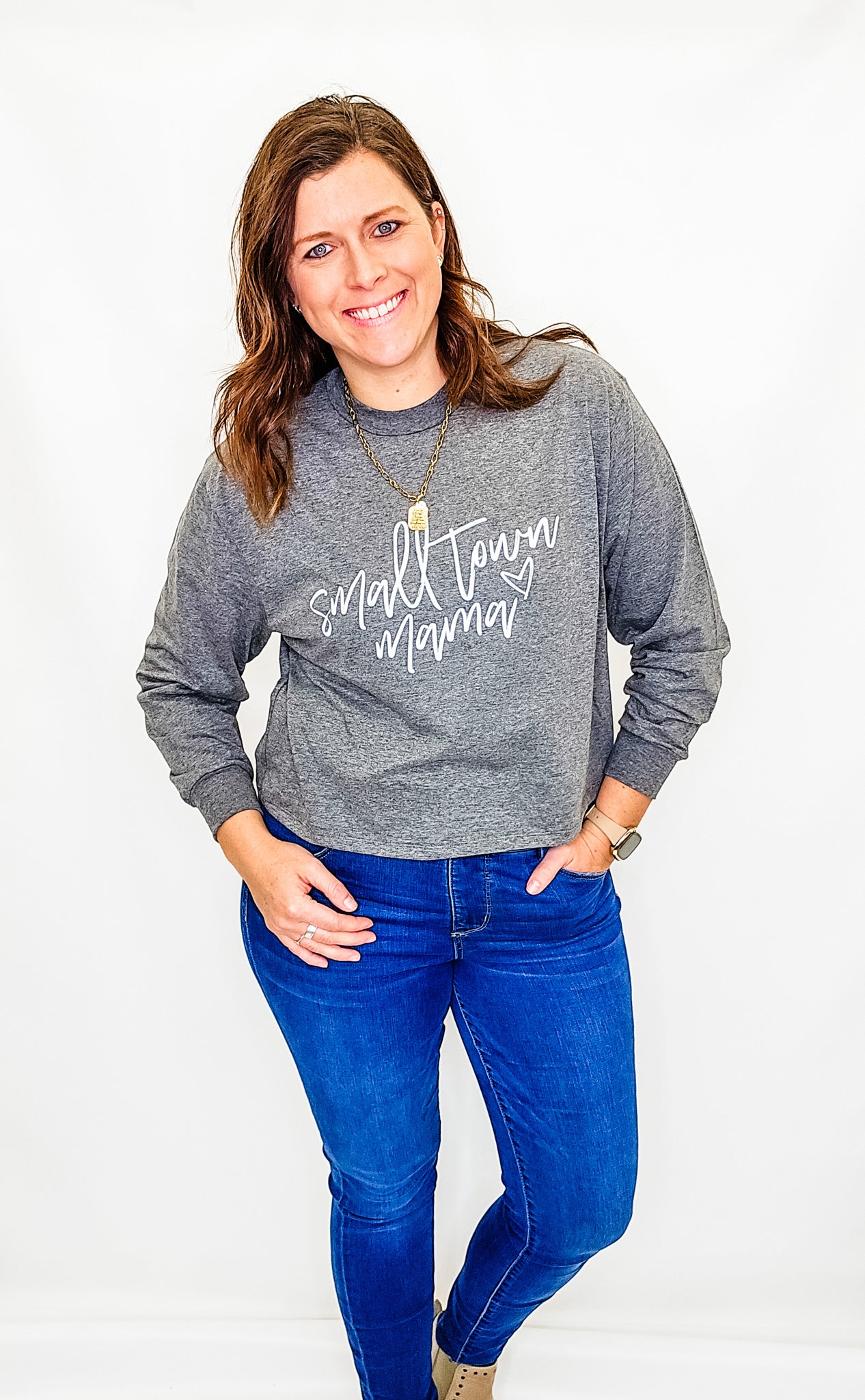 Small Town Mama, Gray Graphic Crop Long Sleeve
