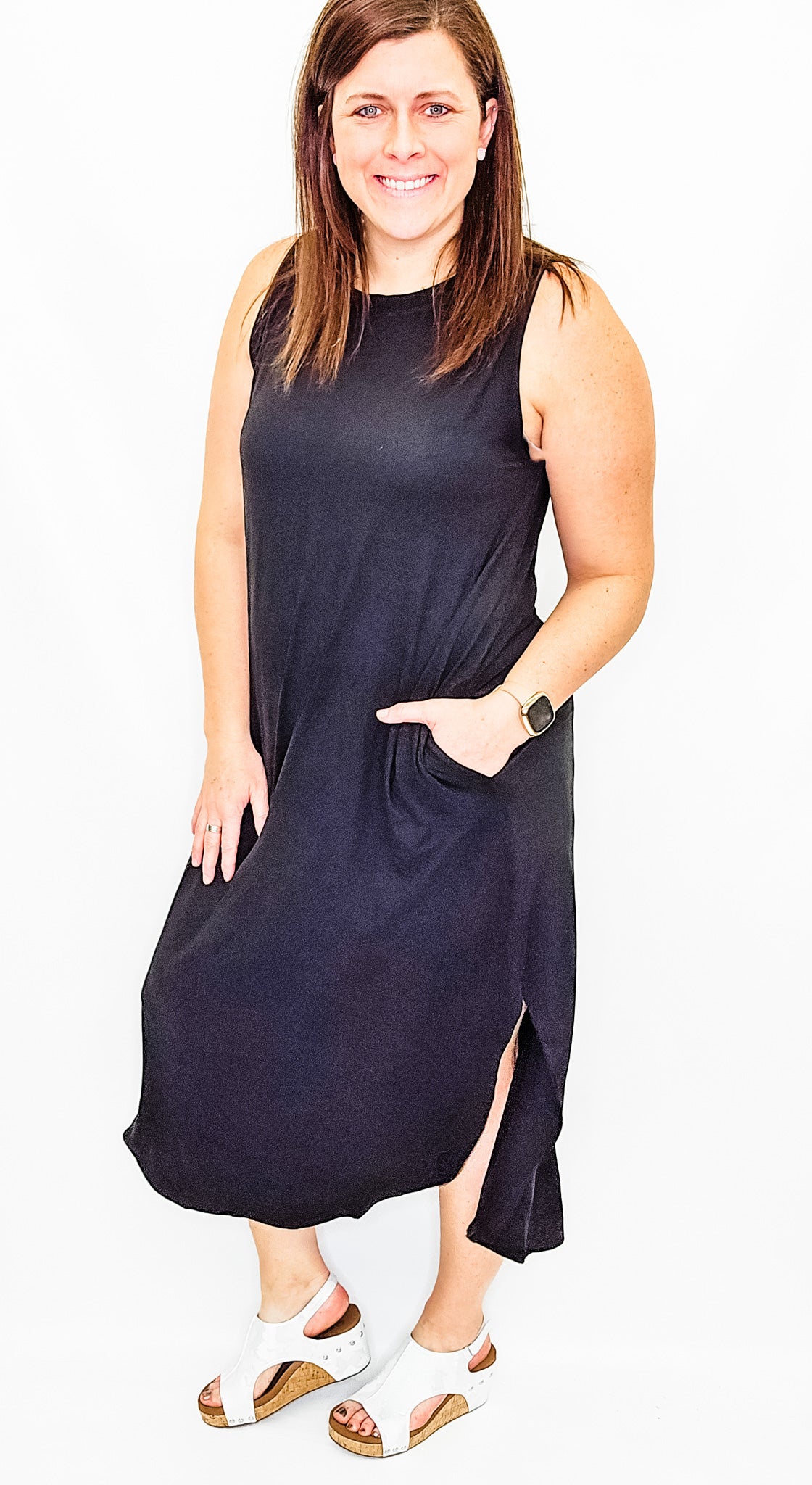 Black Sleeveless Dress with Pockets