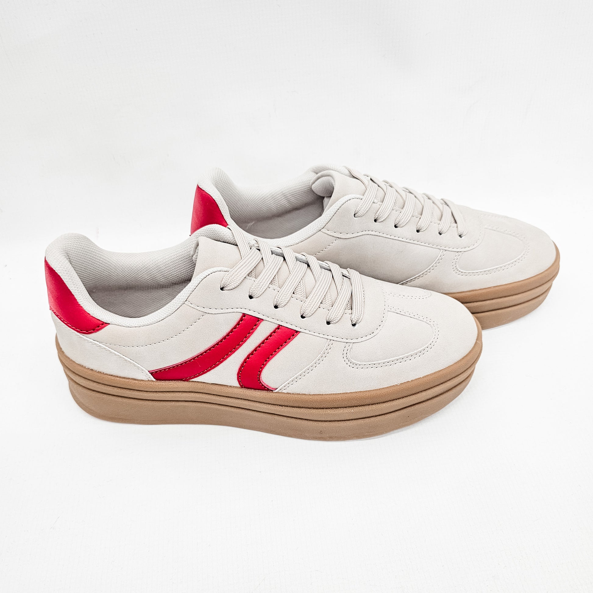 La Sheelah Beige & Red Platform Sneakers. Game day sneakers. 
