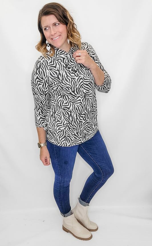 Multiples Black, White & Zebra 3/4 Sleeve Cowl Neck